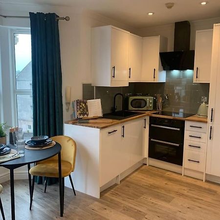 Alto - Lovely 2 Bedroom Serviced Apartment Bristol By Mint Stays Exterior foto